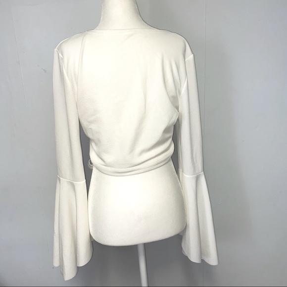 NWOT CROP TOP FLUTTER SLEEVE - MEDIUM OR LARGE - Picture 7 of 7